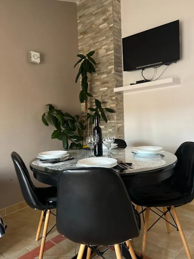 Apartmani M&L Medolino Appartamento