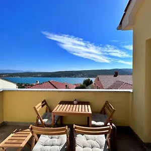 https://in-turizam-apartments.primorje-gorskikotar.com