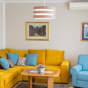 https://villa-maria-krk.primorje-gorskikotar.com