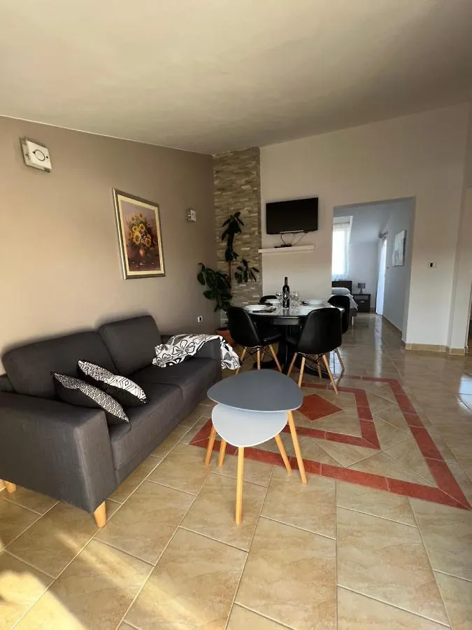 Apartmani M&L Medulin Apartman